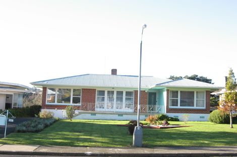 Photo of property in 42 Lawrence Crescent, Hillpark, Auckland, 2102
