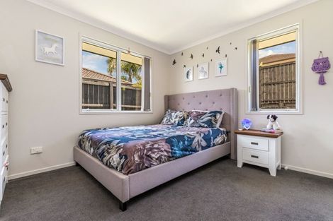 Photo of property in 39 Sunningdale Street, Wattle Downs, Auckland, 2103