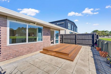 Photo of property in 2/46 Lonsdale Street, New Brighton, Christchurch, 8083