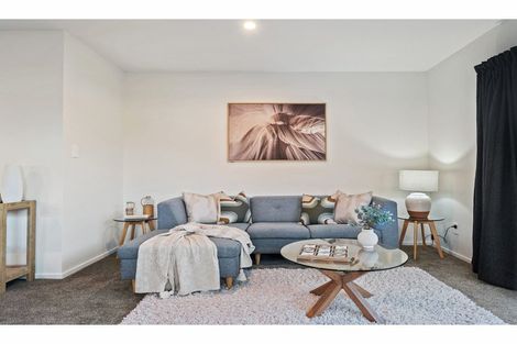 Photo of property in 2/69 Tyrone Street, Belfast, Christchurch, 8051