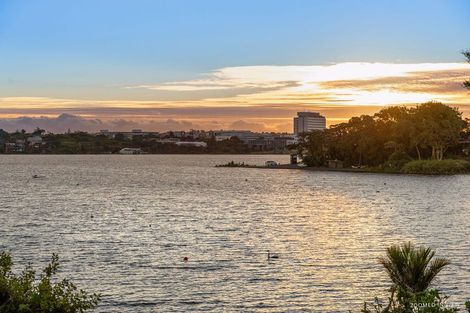 Photo of property in 8 Eric Price Avenue, Takapuna, Auckland, 0620