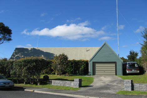Photo of property in 118 Te Haumi Drive, Paihia, 0200