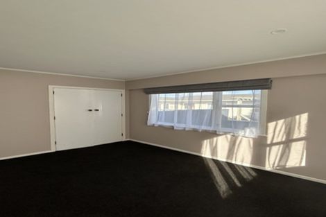 Photo of property in 74 Akaroa Drive, Maupuia, Wellington, 6022