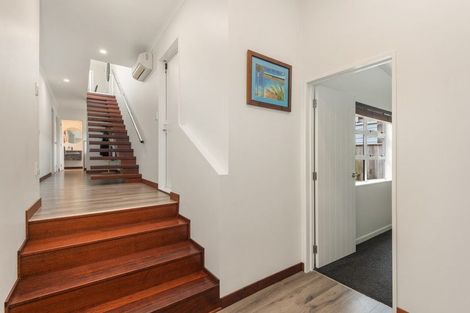 Photo of property in 413 Aokautere Drive, Aokautere, Palmerston North, 4471