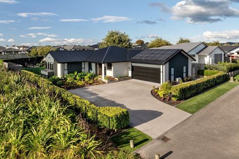 Photo of property in 16 Huria Vista, Pyes Pa, Tauranga, 3112
