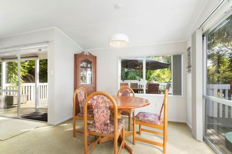 Photo of property in 44 Waikoukou Valley Road, Waimauku, 0812