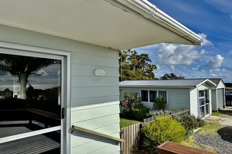 Photo of property in 358 Cable Bay Block Road, Cable Bay, 0420