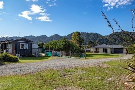 Photo of property in 58b Domett Esplanade, Cobden, Greymouth, 7802