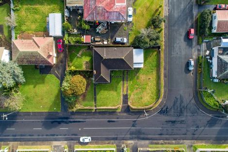 Photo of property in 2 Browning Street, Manurewa East, Auckland, 2102
