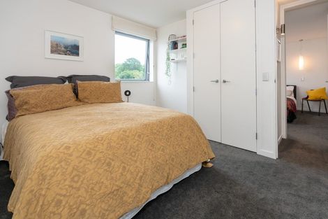 Photo of property in Montreaux Apartments, 8a/164 The Terrace, Wellington Central, Wellington, 6011