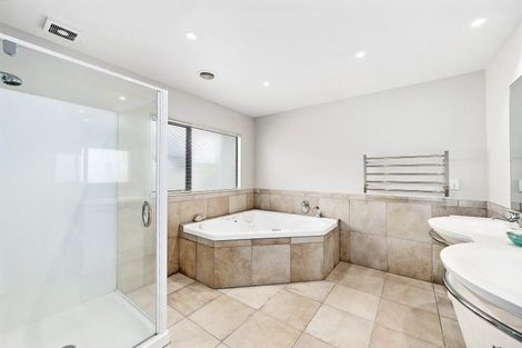 Photo of property in 72 Downing Street, Crofton Downs, Wellington, 6035