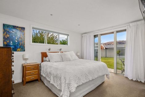 Photo of property in 6 Houlahan Street, Clyde, 9330