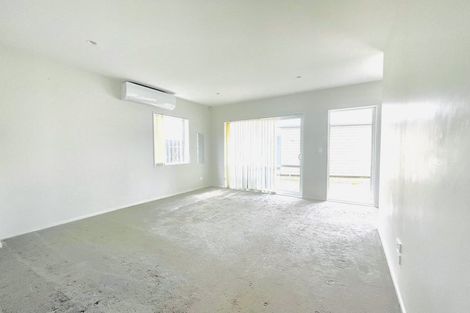 Photo of property in 7 Warbler Crescent, Papakura, 2110