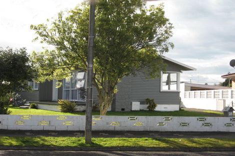 Photo of property in 28 Northolt Road, Fairview Downs, Hamilton, 3214