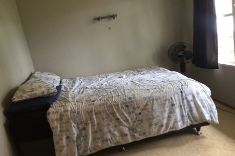 Photo of property in 17 Greenhill Crescent, Pakuranga, Auckland, 2010