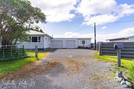 Photo of property in 69 Marohemo Road, Maungaturoto, 0583