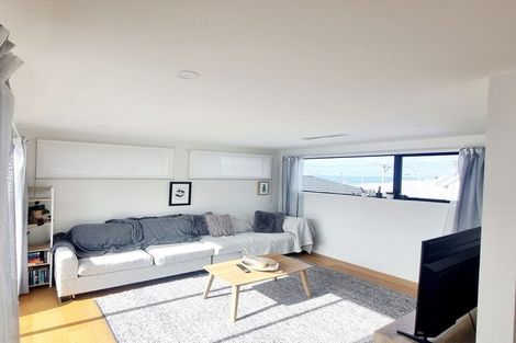 Photo of property in 112a Freyberg Street, Lyall Bay, Wellington, 6022