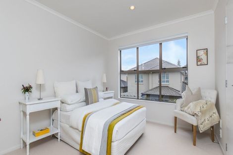 Photo of property in 24 Purchas Hill Drive, Stonefields, Auckland, 1072