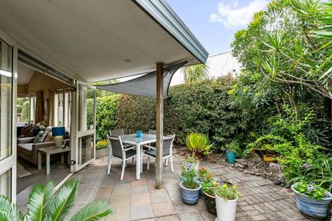 Photo of property in 2a Douglas Street, Kensington, Whangarei, 0112