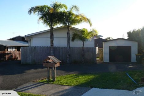 Photo of property in 20 Edgar Pearce Place, Howick, Auckland, 2014