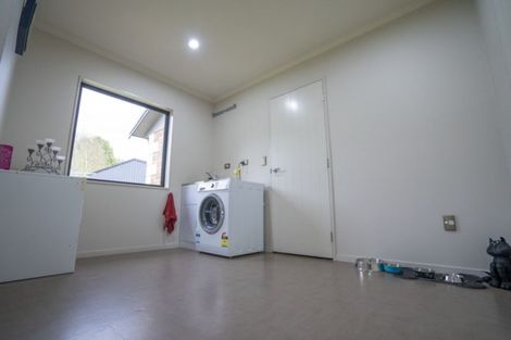 Photo of property in 61 Dunns Road, Otatara, Invercargill, 9879