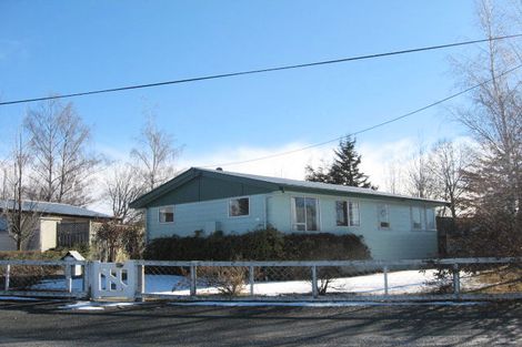 Photo of property in 12 Omahau Crescent, Twizel, 7901