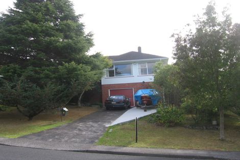 Photo of property in 41 Lynden Avenue, Hillcrest, Auckland, 0627