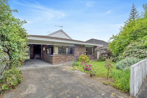 Photo of property in 61 Sare Crescent, Fairfield, Hamilton, 3214