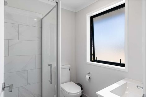 Photo of property in 4 Trevor Mcmiken Drive, Patumahoe, 2679