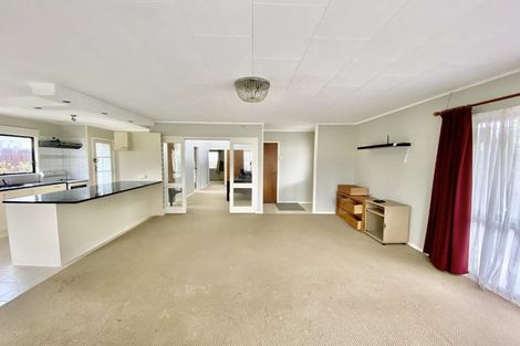 Photo of property in 109 Everglade Drive, Totara Heights, Auckland, 2105