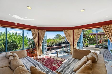 Photo of property in 18 Lorrigan Way, Welcome Bay, Tauranga, 3112