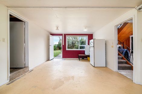 Photo of property in 9 Boler Place, New Lynn, Auckland, 0600