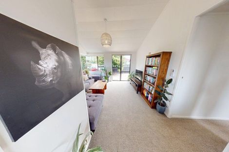 Photo of property in 2/685 Pioneer Highway, Highbury, Palmerston North, 4412