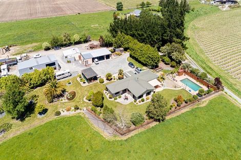 Photo of property in 90 Clover Road West, Hope, Brightwater, 7091