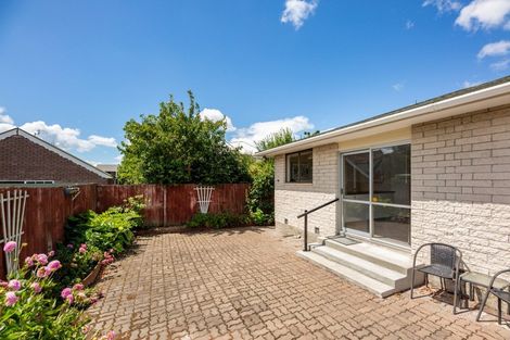 Photo of property in 1/8a Salford Avenue, Redwood, Christchurch, 8051
