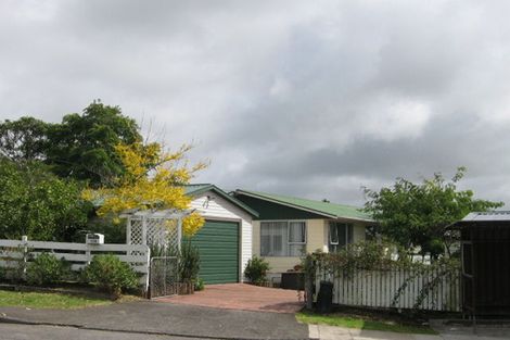 Photo of property in 168 Colwill Road, Massey, Auckland, 0614