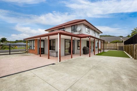 Photo of property in 14 Bowman Place, Whitby, Porirua, 5024