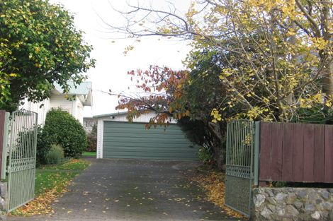 Photo of property in 23 Hautana Square, Woburn, Lower Hutt, 5010