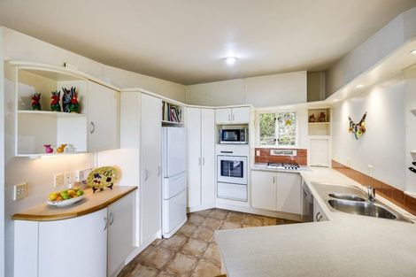 Photo of property in 2 Coleman Terrace, Hospital Hill, Napier, 4110