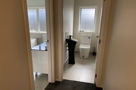 Photo of property in 27 Ruru Street, Cambridge, 3434