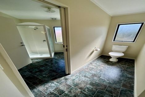 Photo of property in 13 Kilkelly Close, Tawa, Wellington, 5028