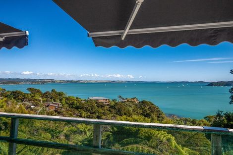 Photo of property in 202 Te Wahapu Road, Russell, 0272