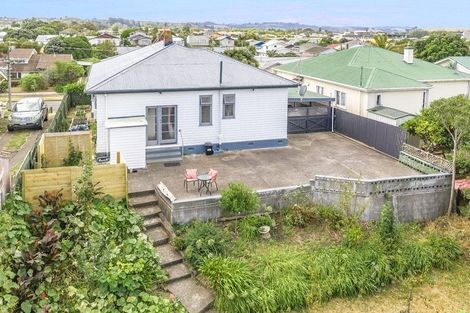 Photo of property in 25 Kawatiri Avenue, Gonville, Whanganui, 4501