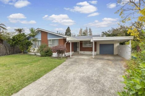 Photo of property in 8 Burwood Place, Silverdale, Hamilton, 3216
