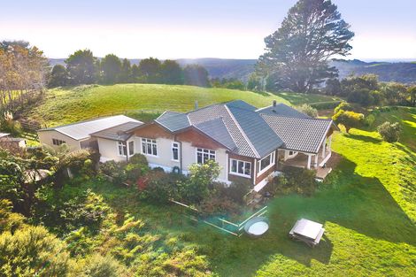 Photo of property in 109 Govan Wilson Road, Whangaripo, Warkworth, 0985