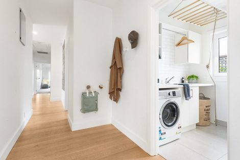 Photo of property in 33 Clifford Avenue, Merivale, Christchurch, 8014