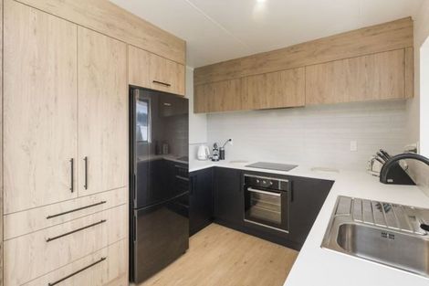 Photo of property in 80 John F Kennedy Drive, Milson, Palmerston North, 4414