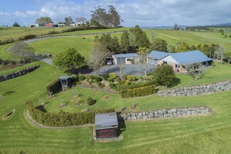 Photo of property in 839a Te Ahu Ahu Road, Waimate North, Kerikeri, 0293