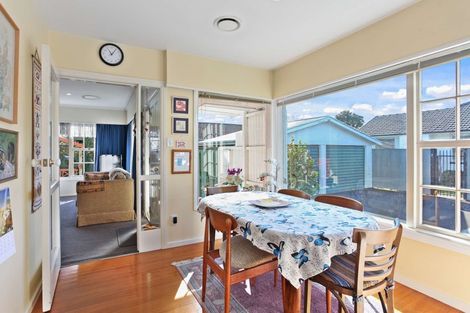 Photo of property in 1/9a Straven Road, Riccarton, Christchurch, 8011