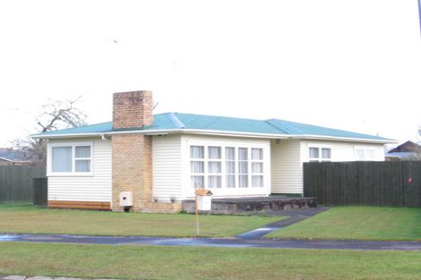 Photo of property in 35 Helena Road, Hillcrest, Hamilton, 3216